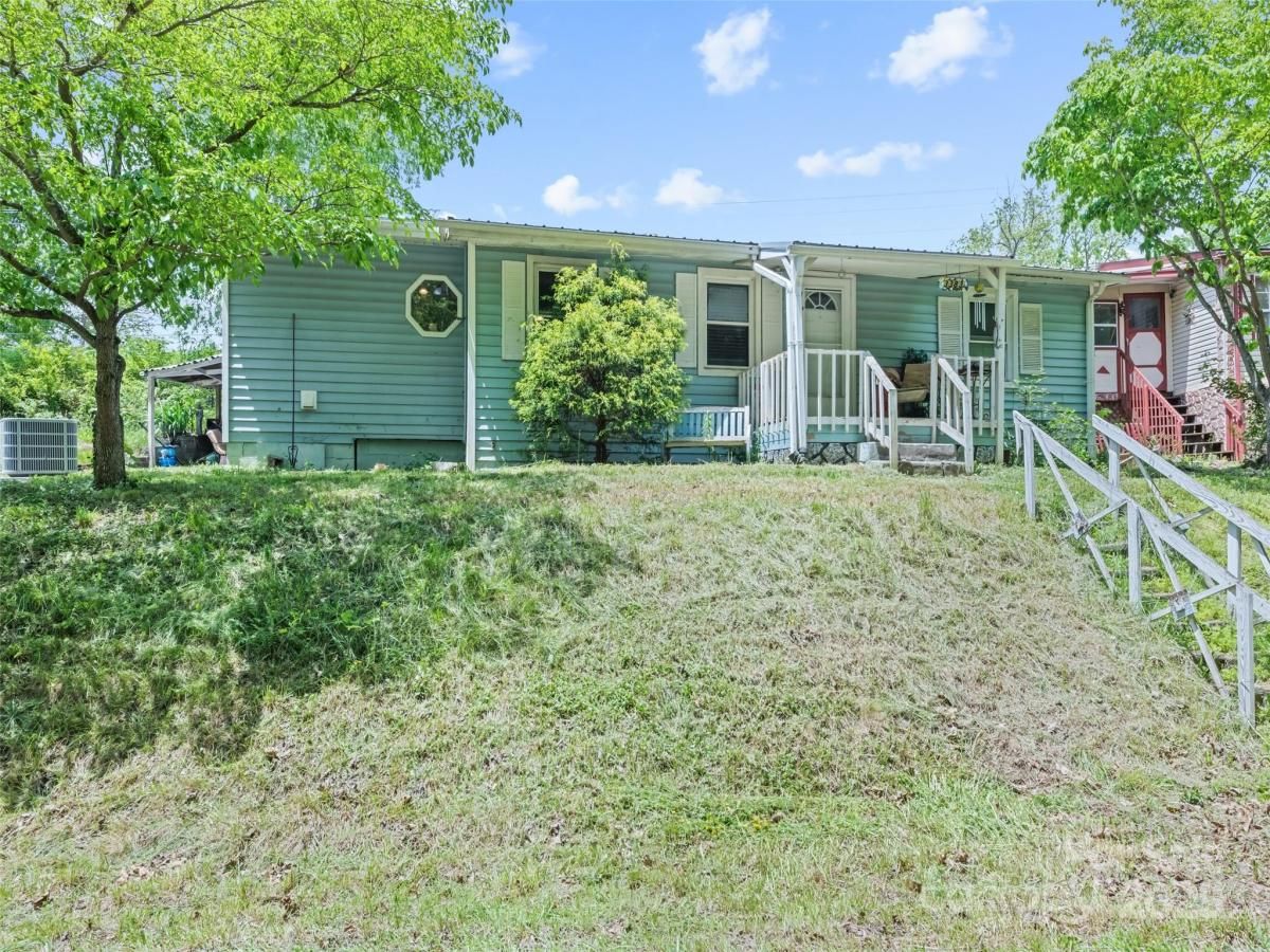 MLS #CAR4307368 image #0