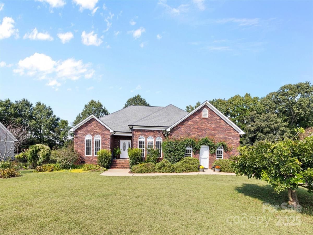 MLS #CAR4307736 image #0