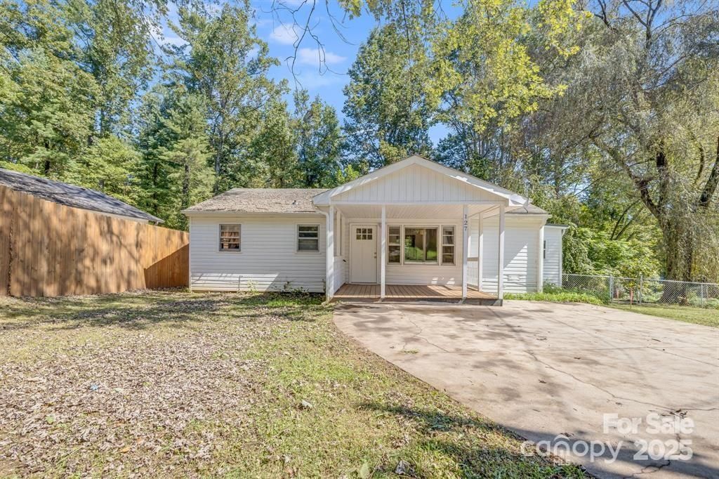 MLS #CAR4307825 image #0