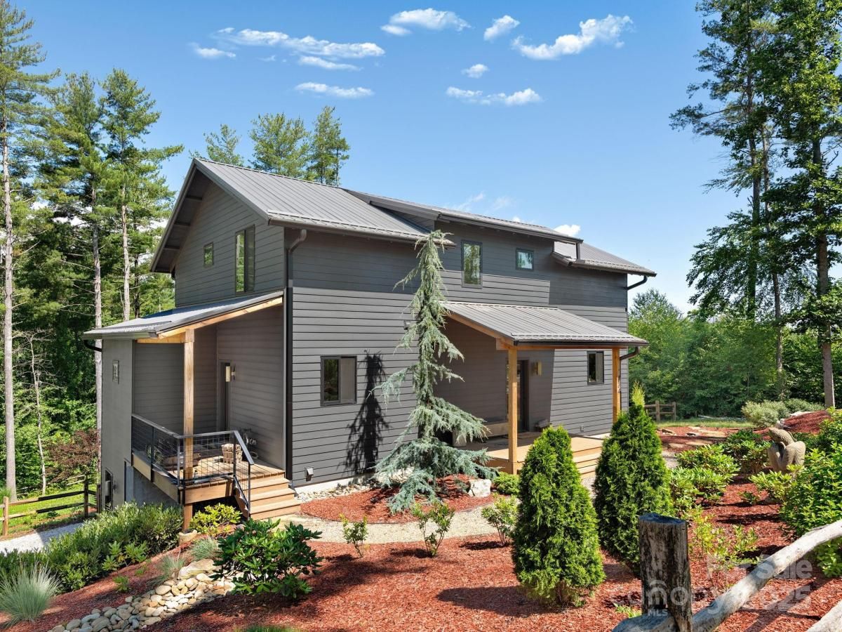 MLS #CAR4307930 image #0