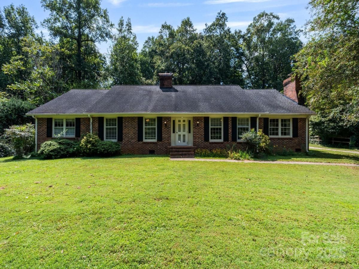 MLS #CAR4308325 image #0