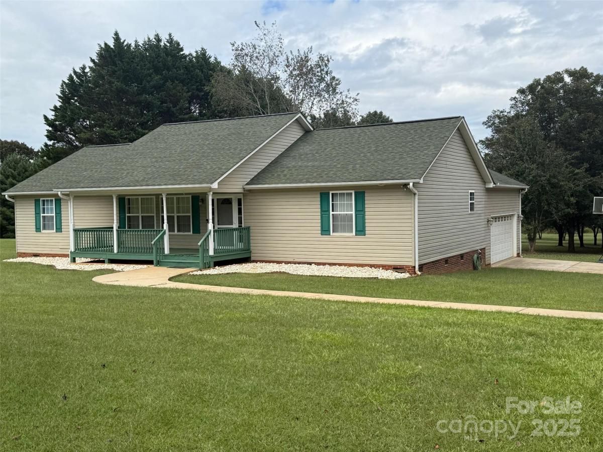 MLS #CAR4308489 image #0