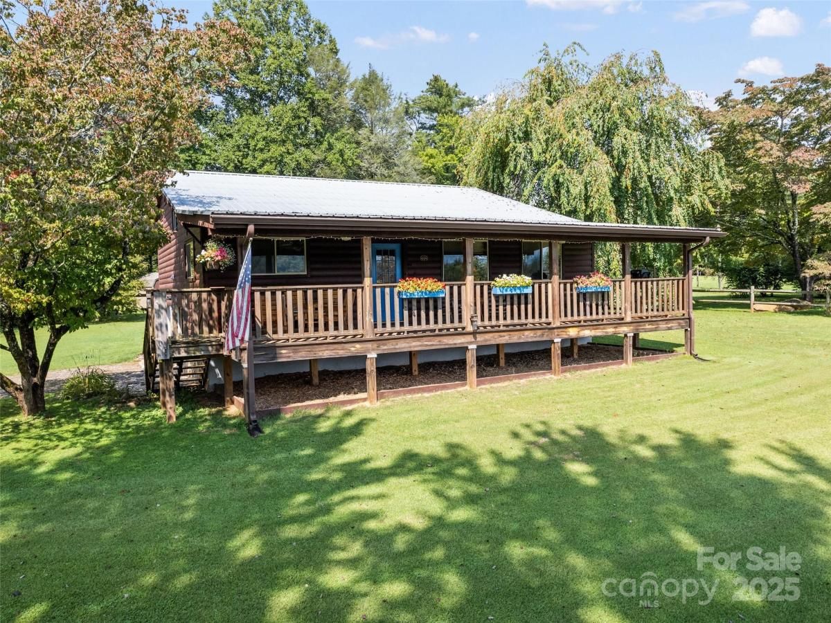 MLS #CAR4308848 image #0