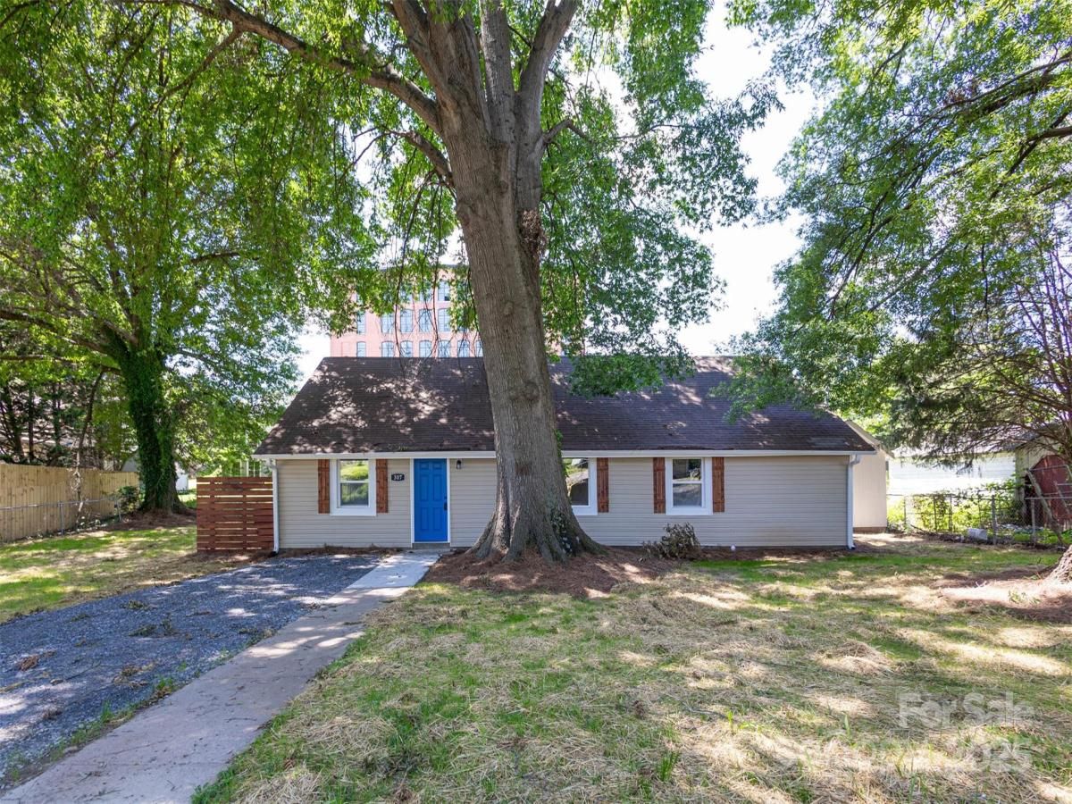 MLS #CAR4308860 image #0