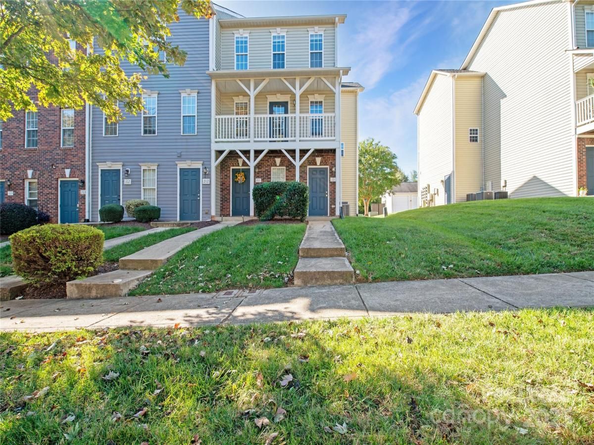 MLS #CAR4308988 image #0