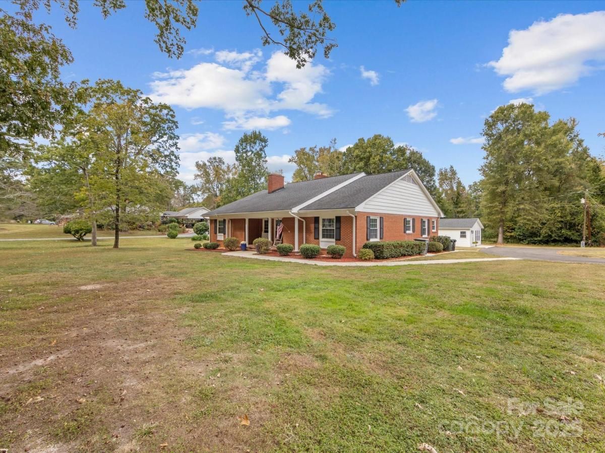 MLS #CAR4309042 image #0