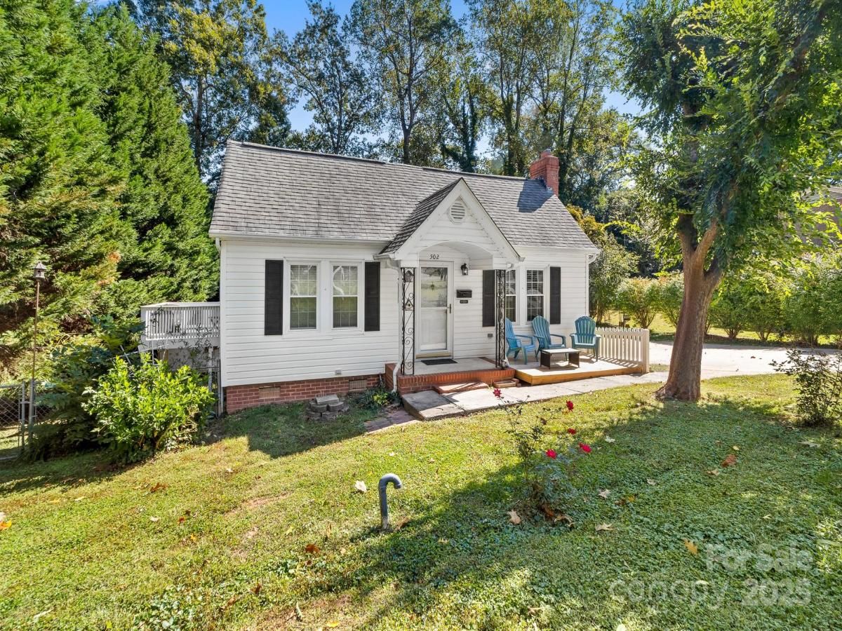 MLS #CAR4309225 image #0