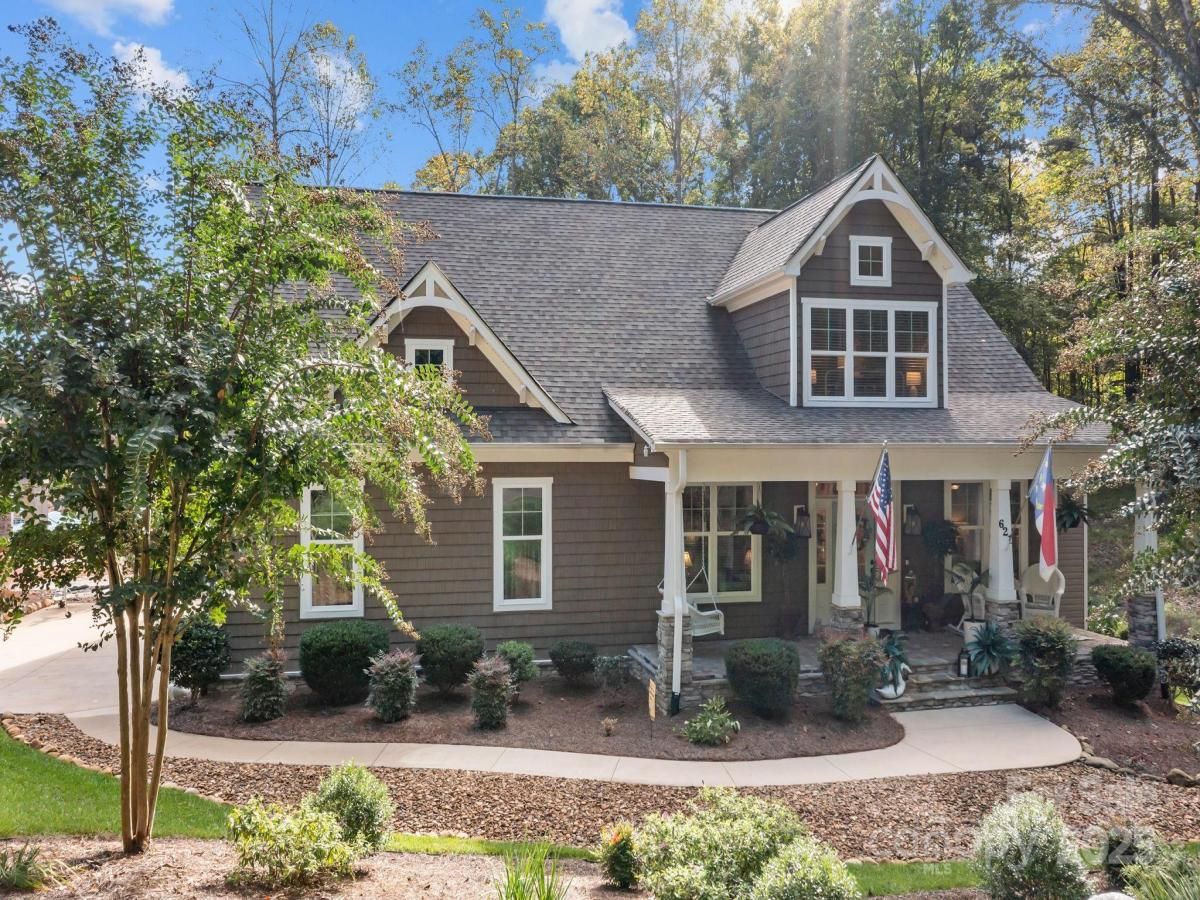 MLS #CAR4309324 image #0