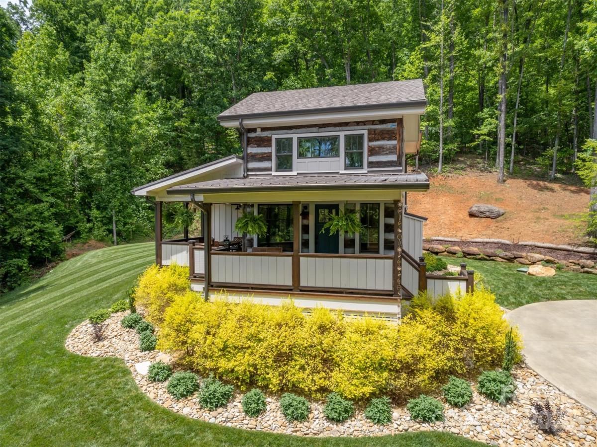 MLS #CAR4309470 image #0