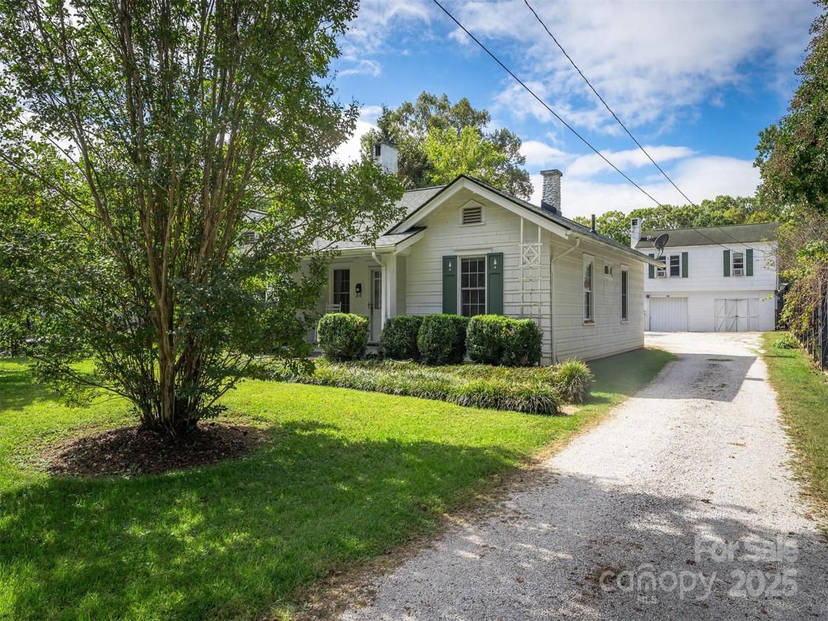 MLS #CAR4309592 image #0