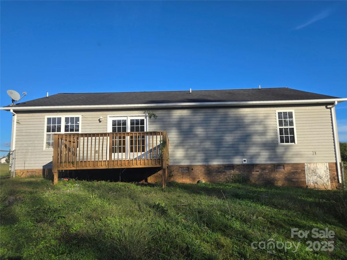 MLS #CAR4309611 image #0