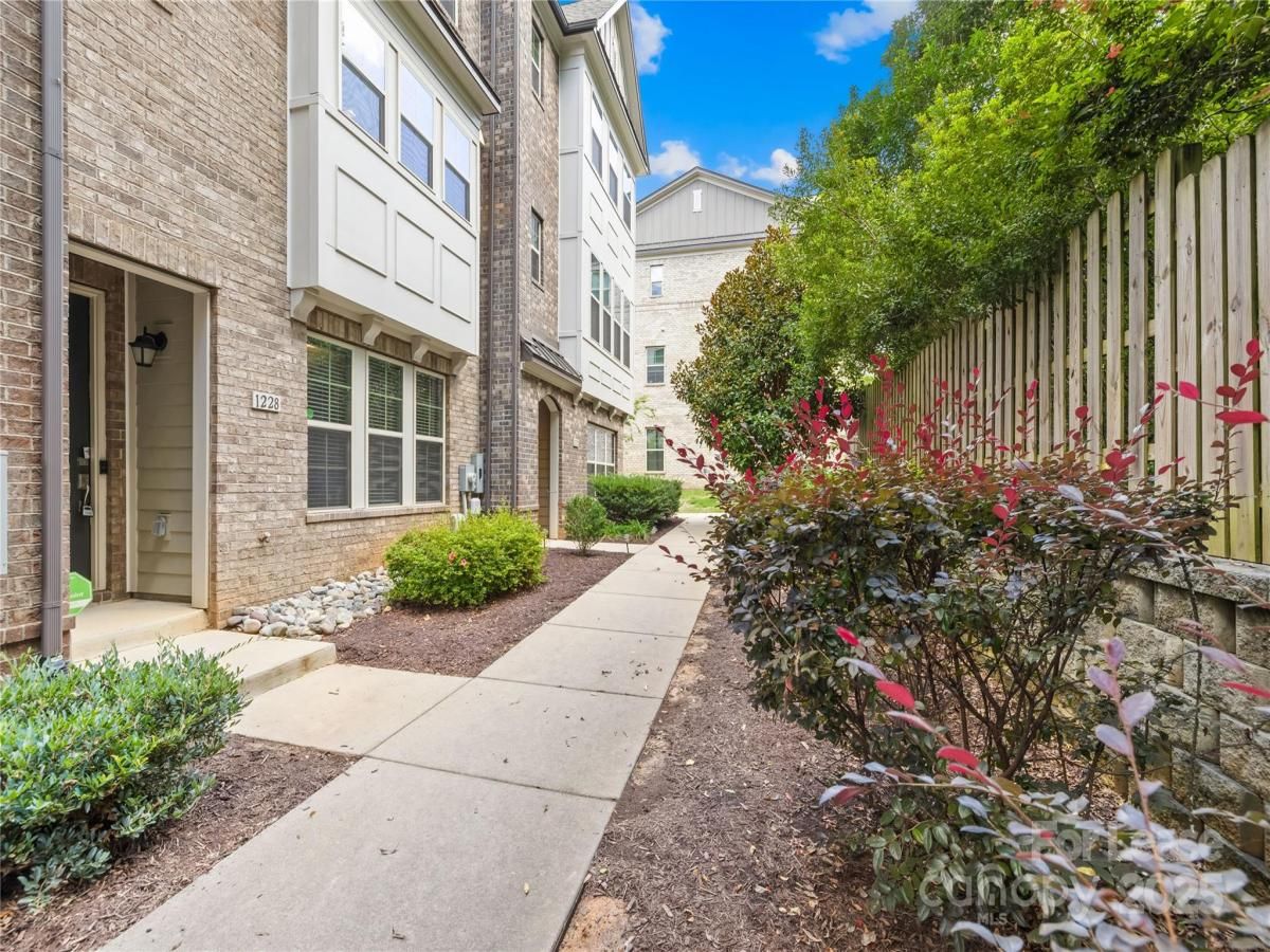 MLS #CAR4309794 image #0