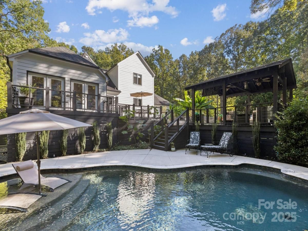 MLS #CAR4309981 image #0