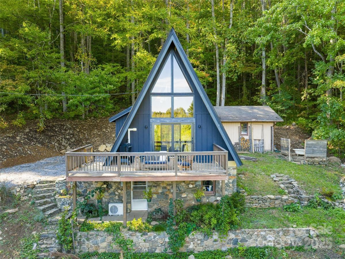 MLS #CAR4310323 image #0