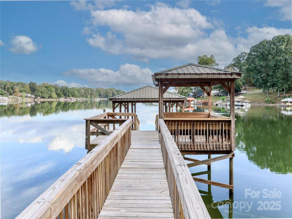 MLS #CAR4310459 image #0