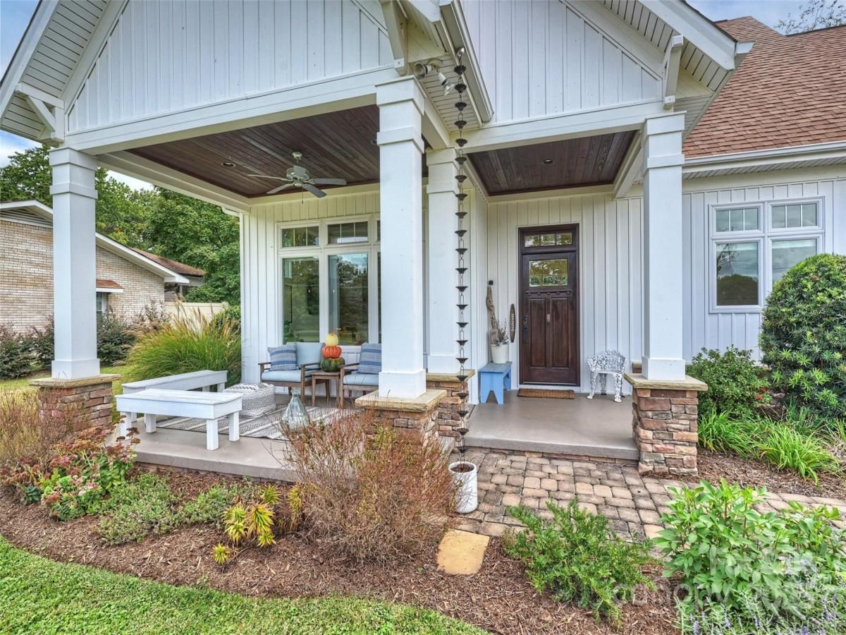 MLS #CAR4310629 image #0