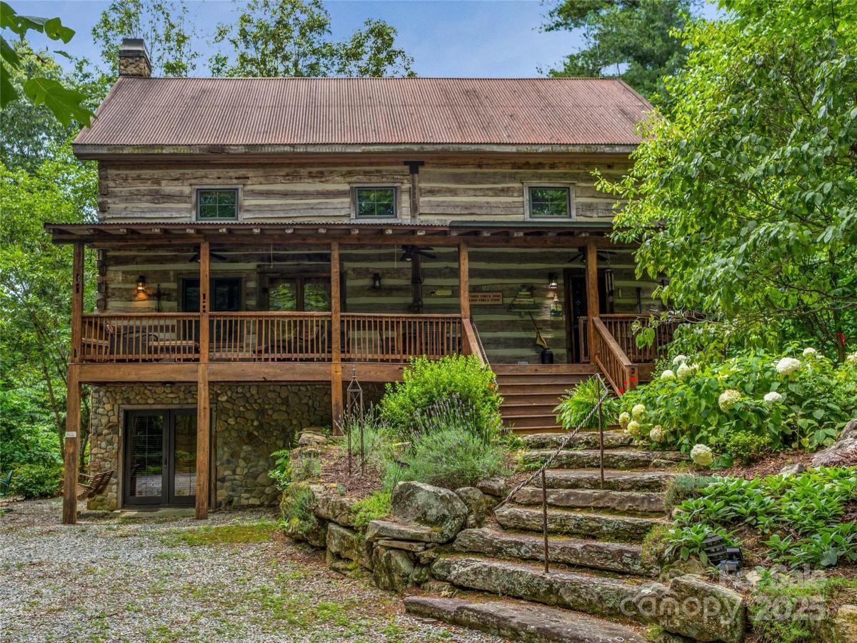 MLS #CAR4310919 image #0