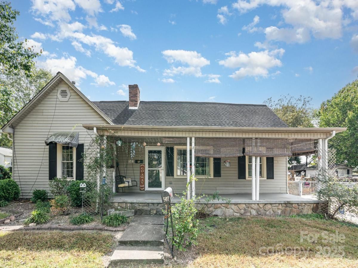 MLS #CAR4310991 image #0