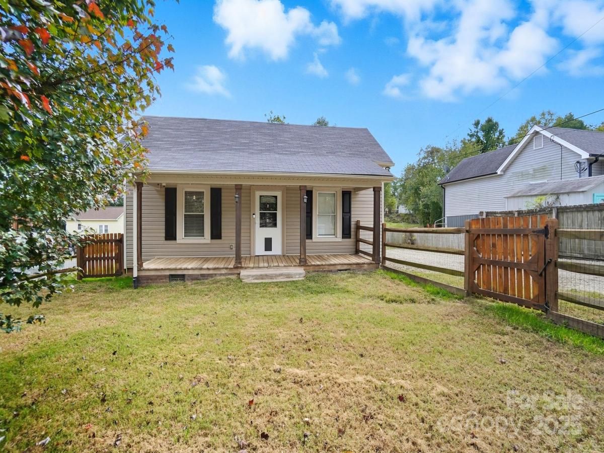 MLS #CAR4311280 image #0