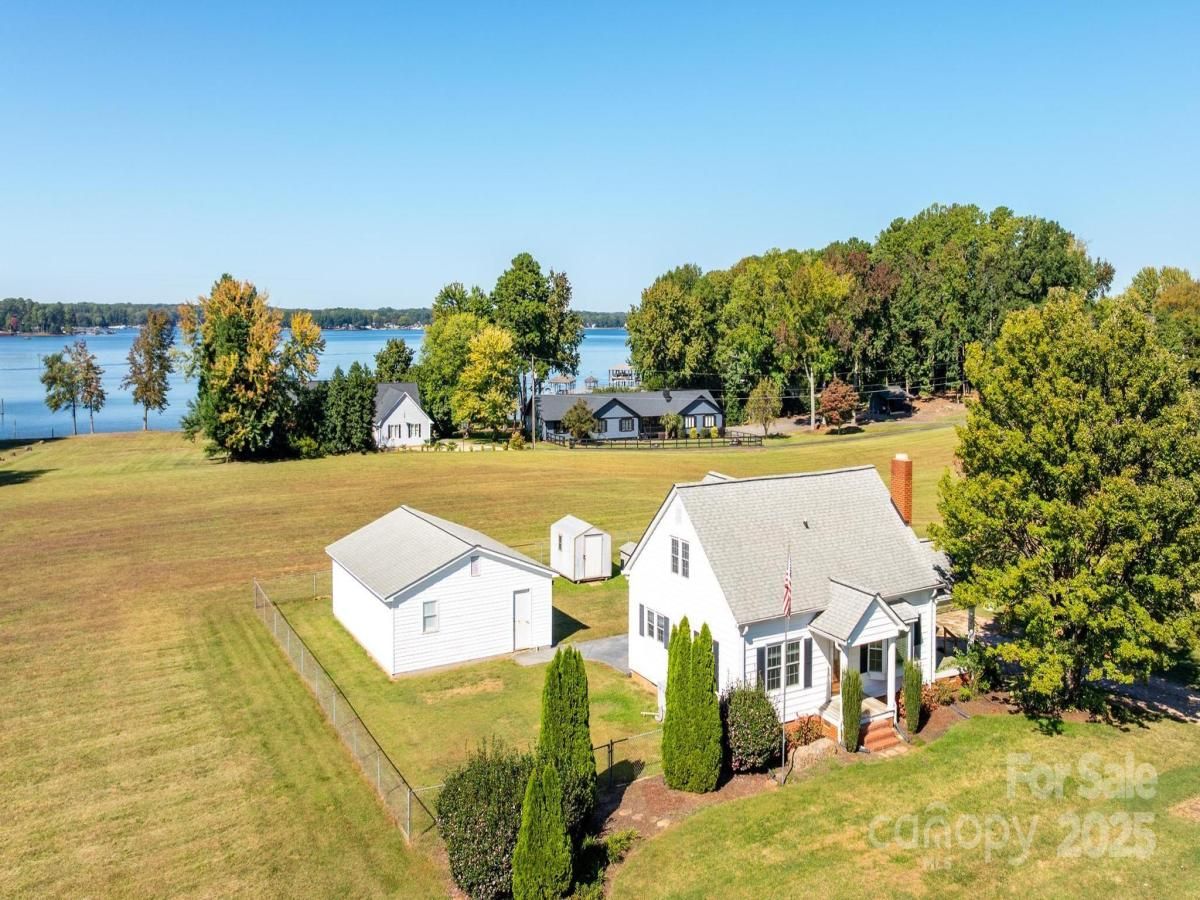 MLS #CAR4311303 image #0