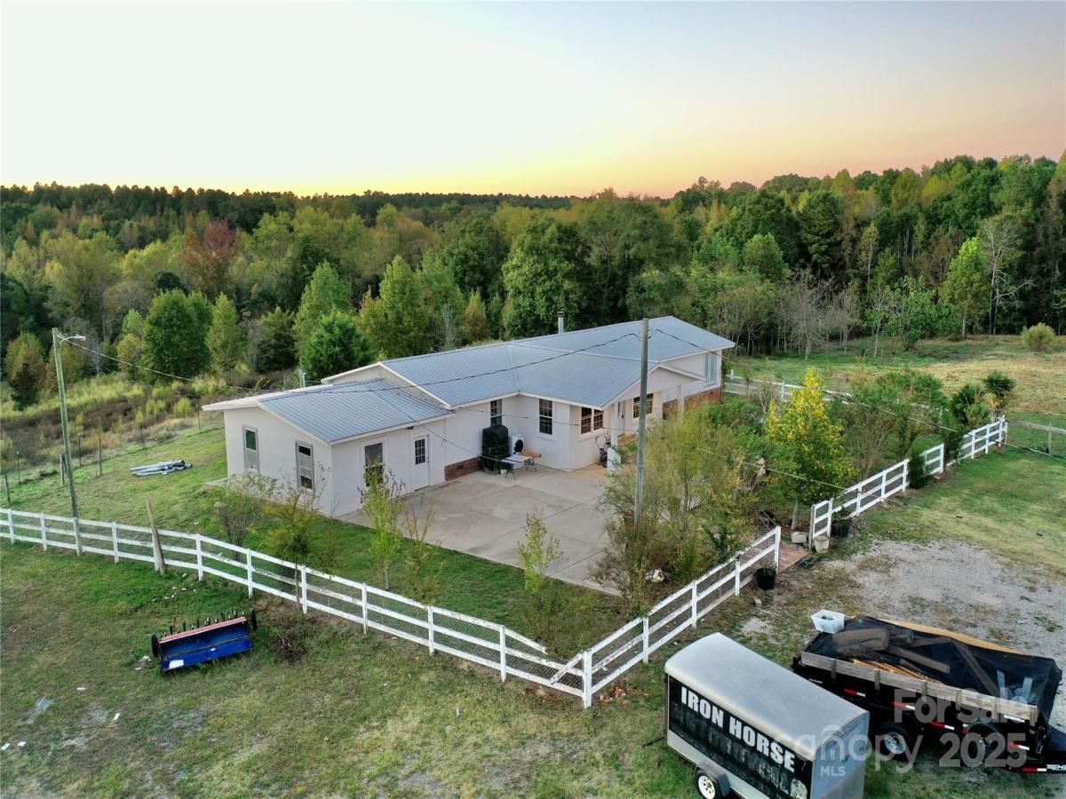 MLS #CAR4311456 image #0