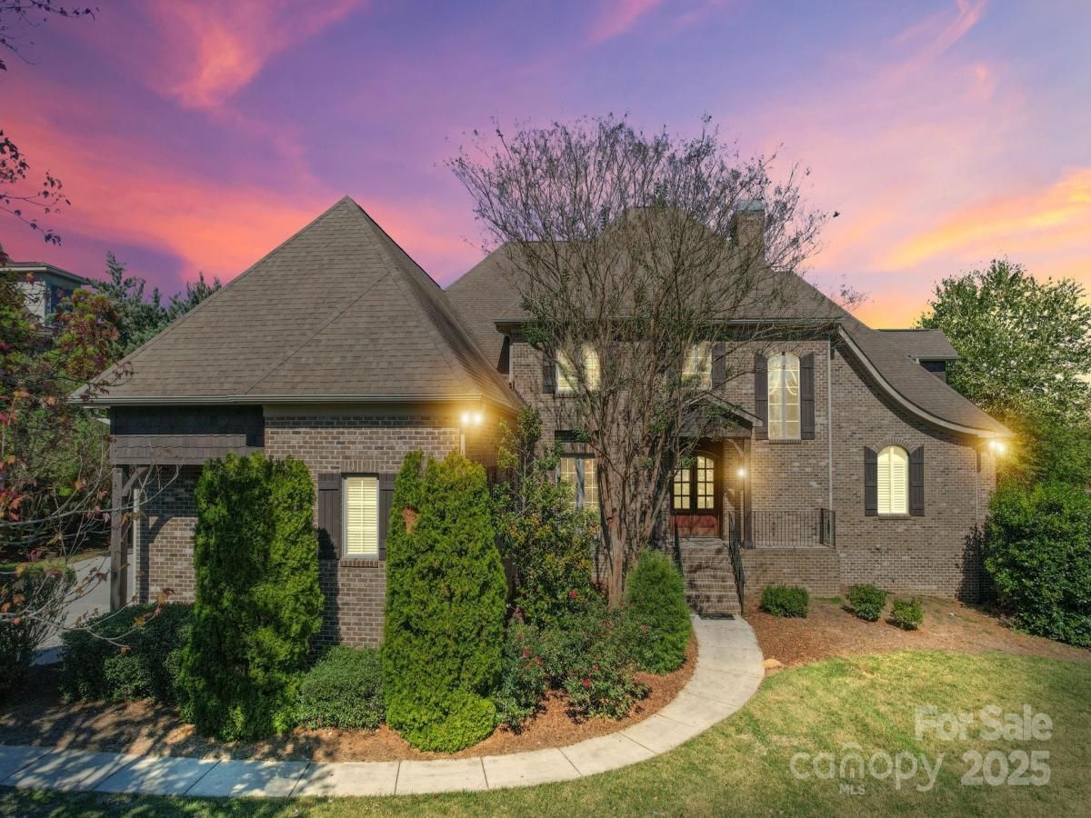 MLS #CAR4311565 image #0