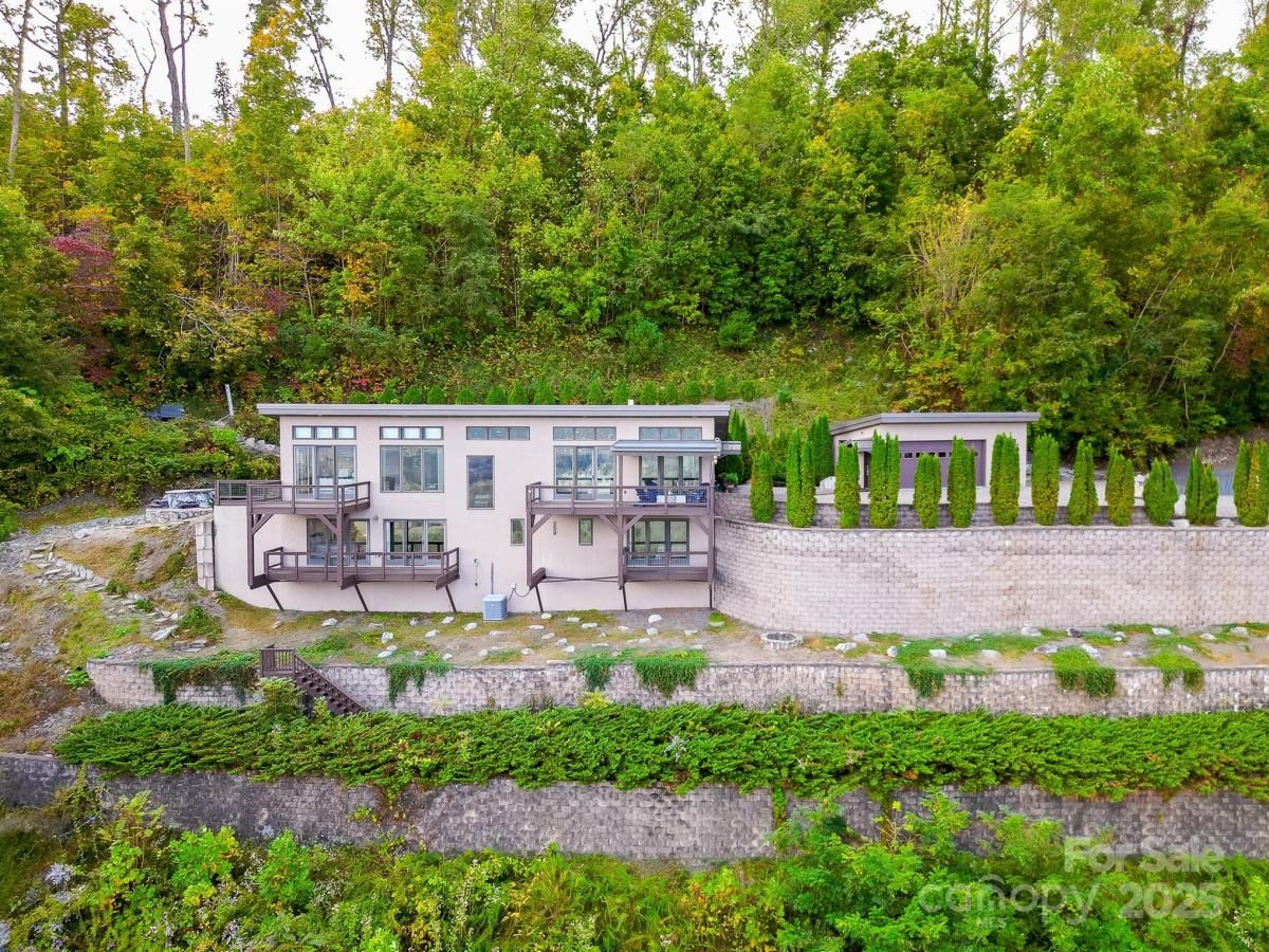 MLS #CAR4311587 image #0