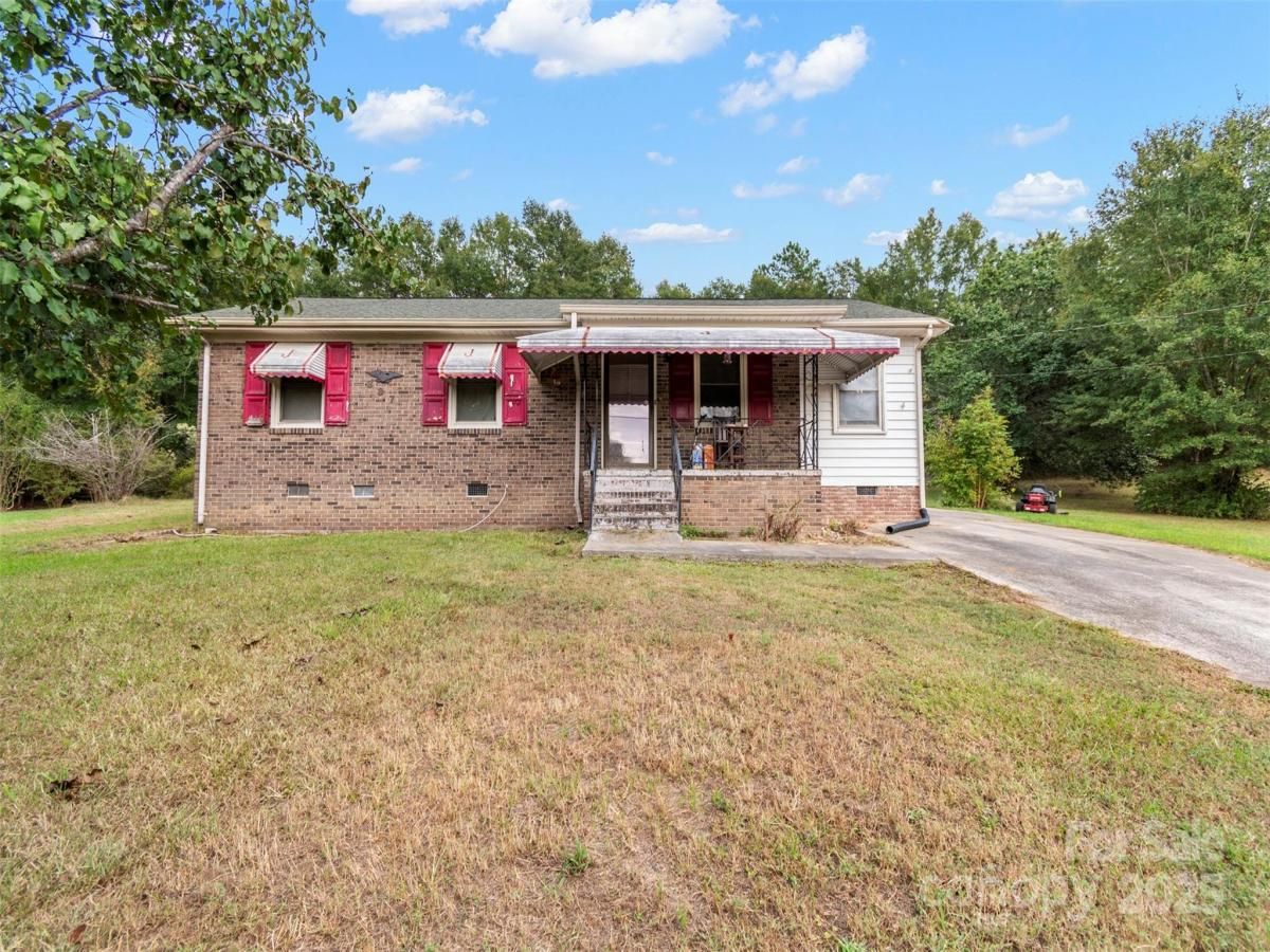 MLS #CAR4312105 image #0