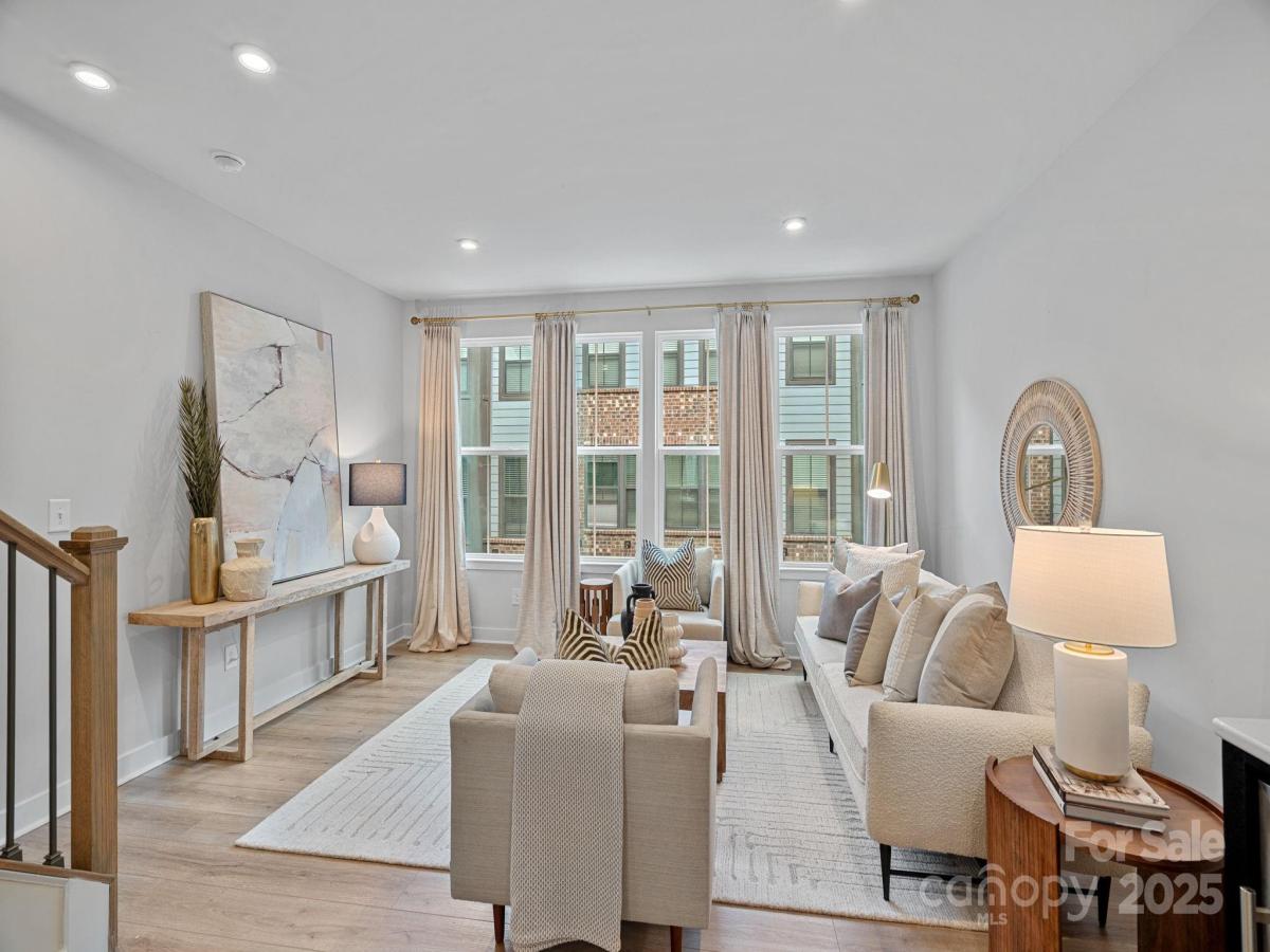 MLS #CAR4312151 image #0