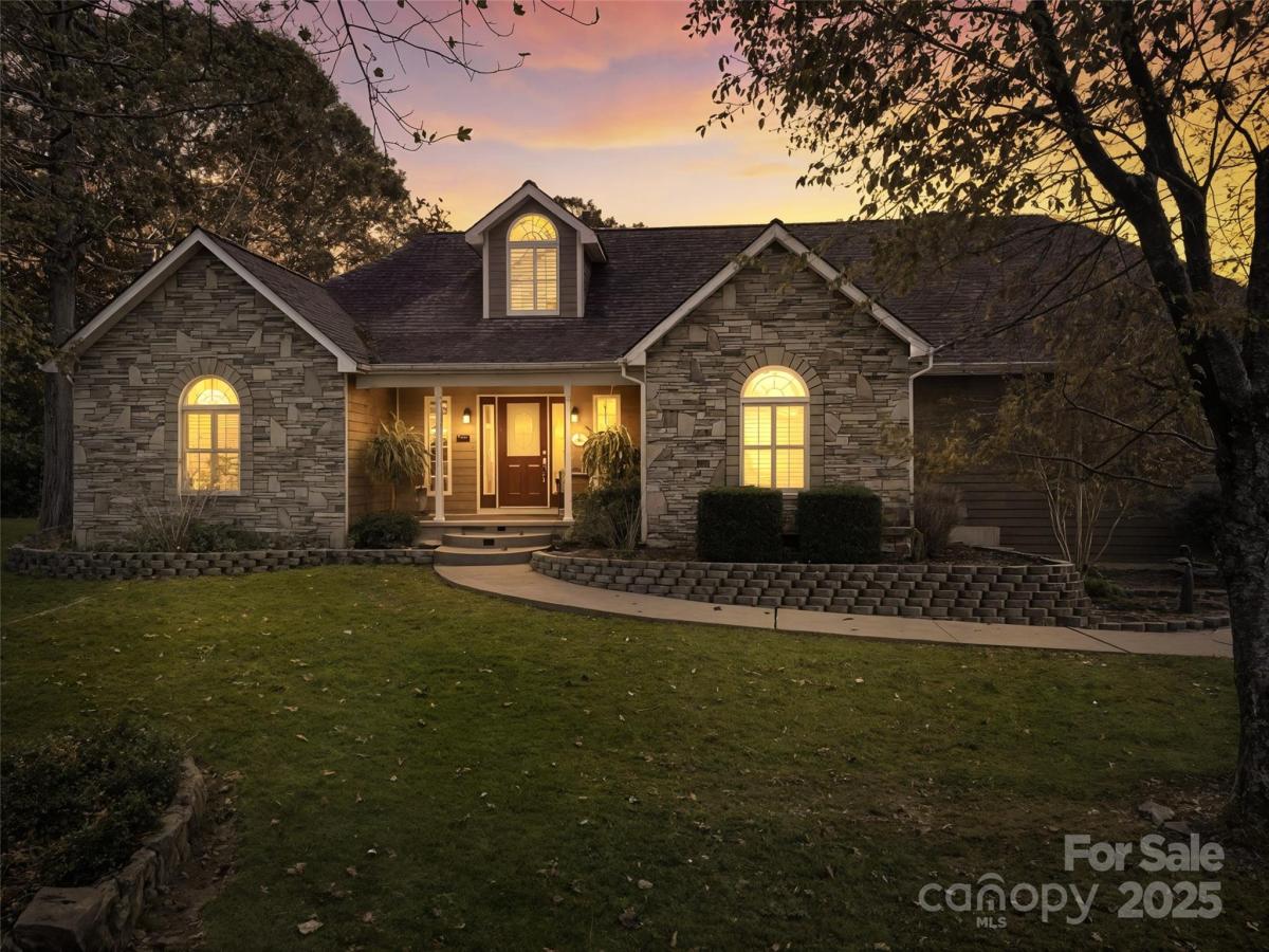 MLS #CAR4312295 image #0