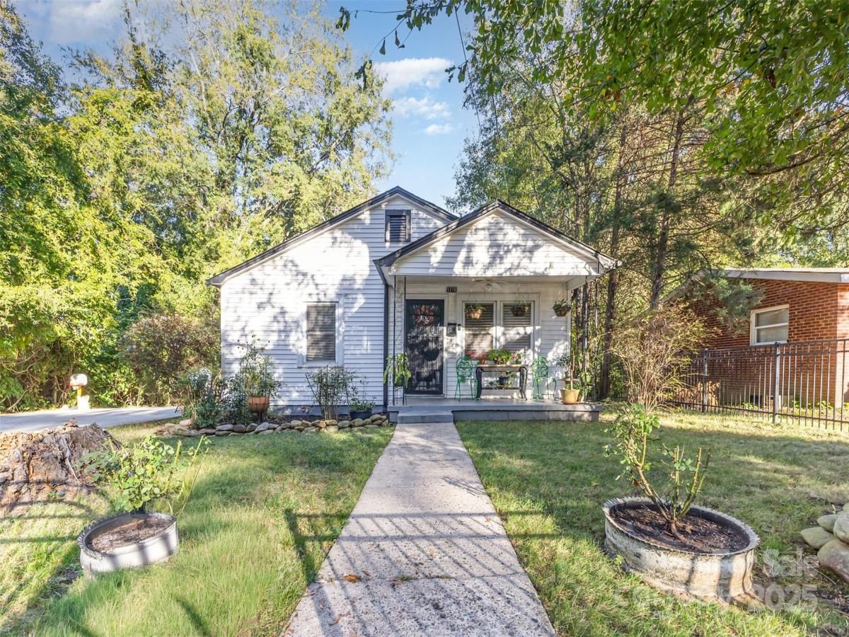 MLS #CAR4312465 image #0