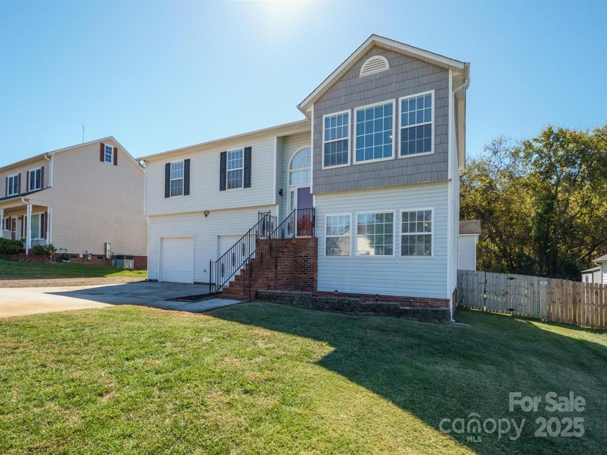 MLS #CAR4312782 image #0