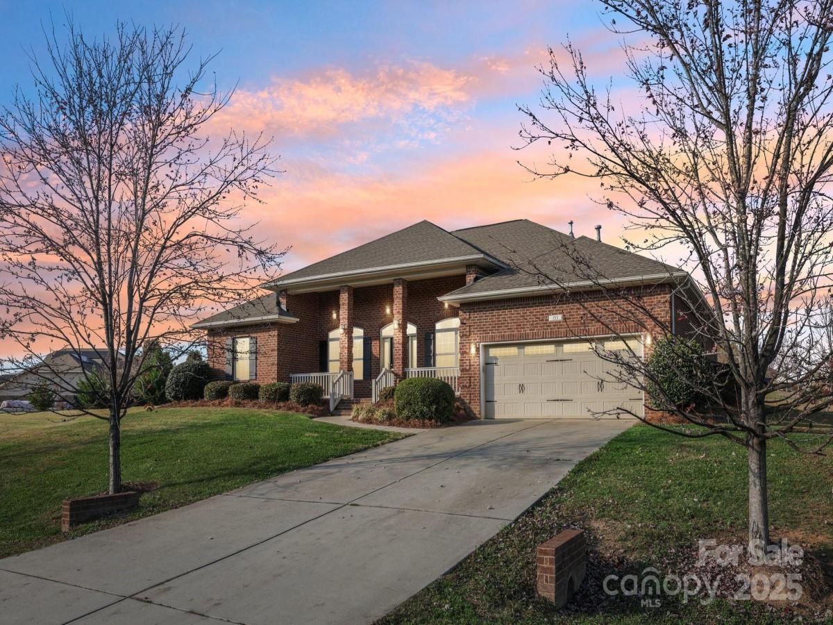 MLS #CAR4313034 image #0