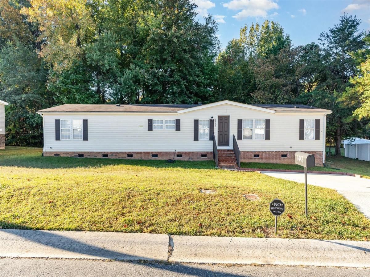 MLS #CAR4313073 image #0