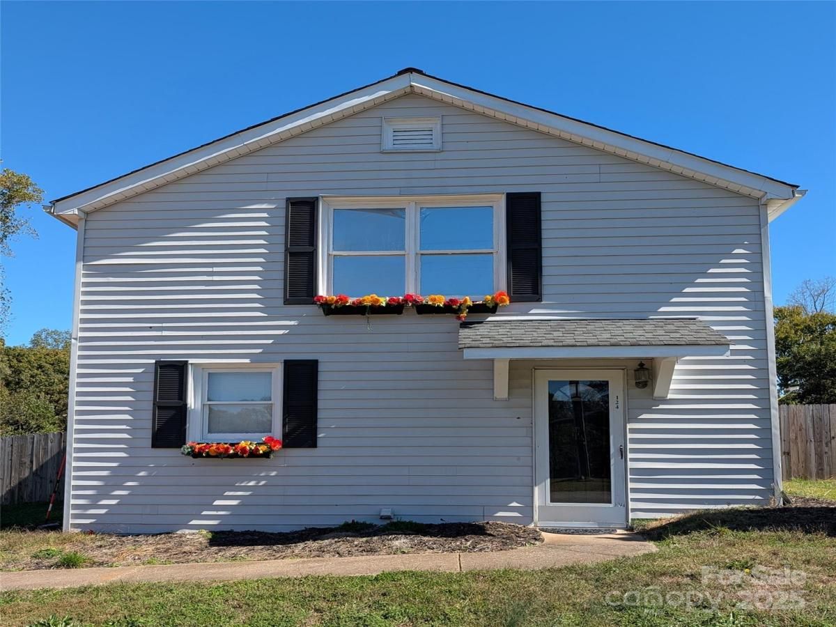 MLS #CAR4313124 image #0