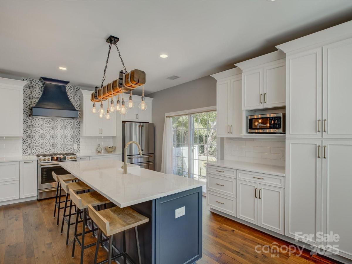 MLS #CAR4313334 image #0