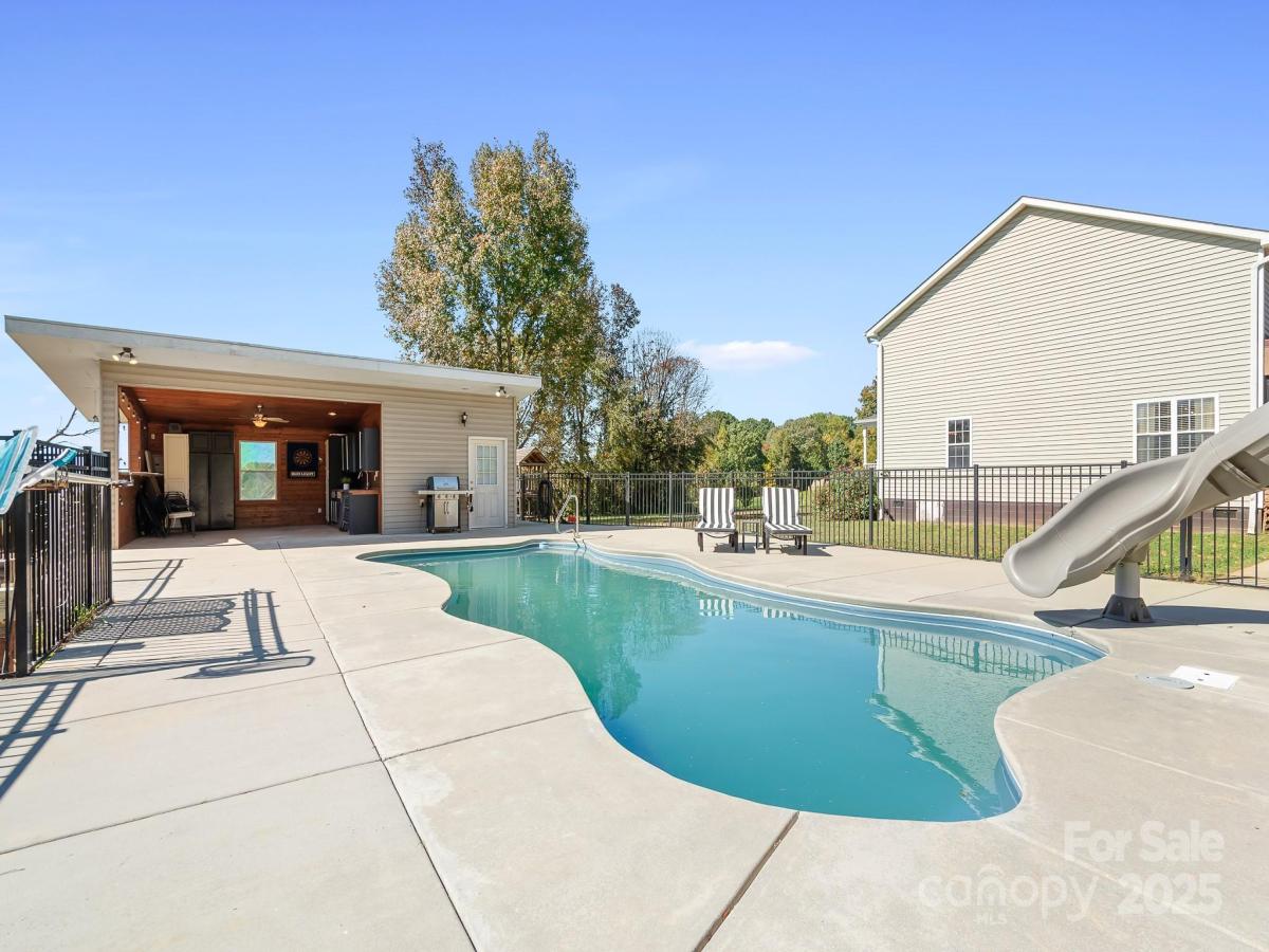 MLS #CAR4313340 image #0