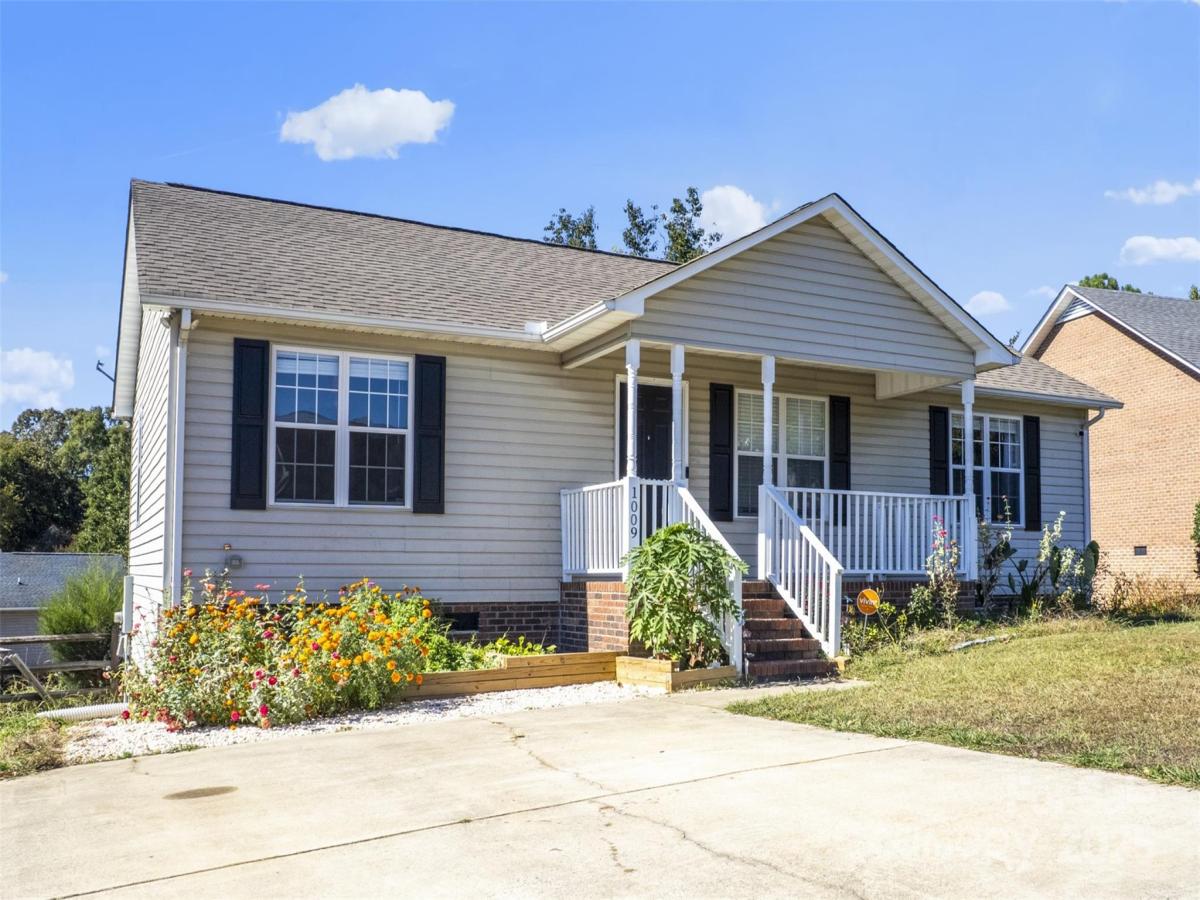 MLS #CAR4313809 image #0