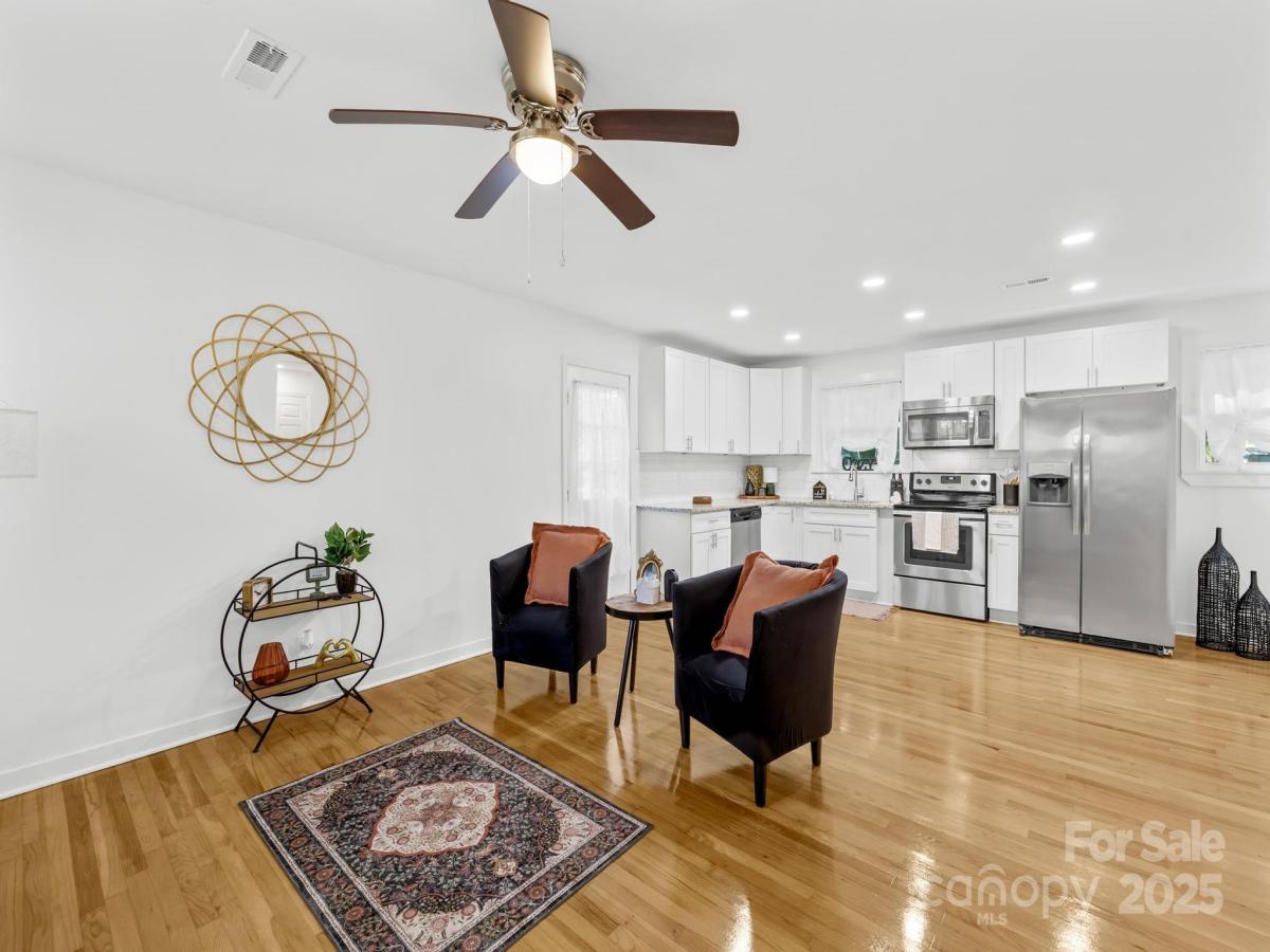 MLS #CAR4314227 image #0