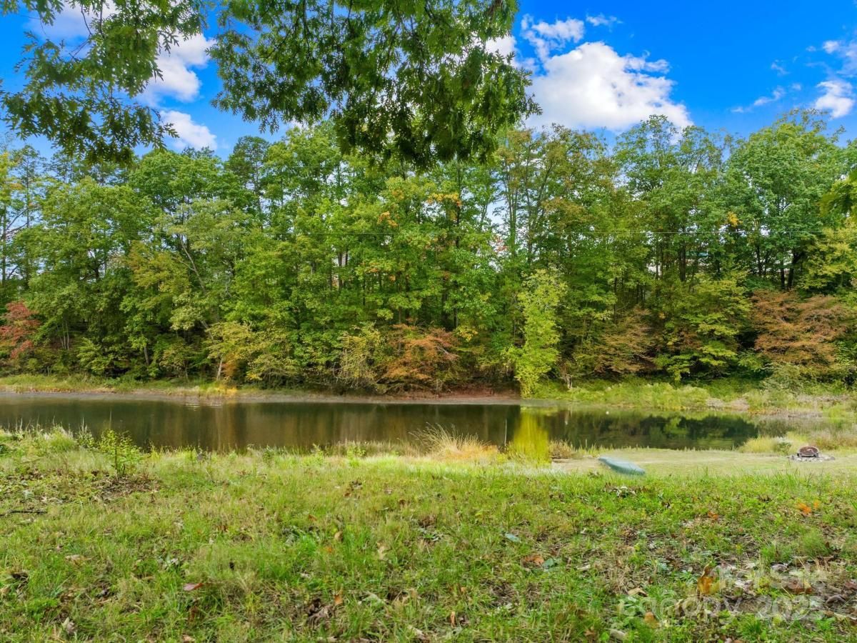 MLS #CAR4314446 image #0