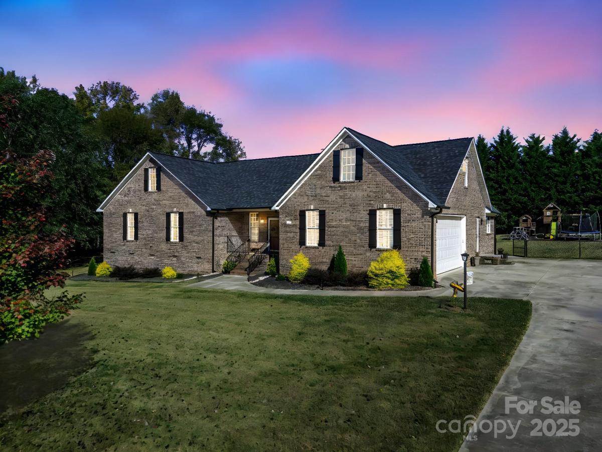 MLS #CAR4314490 image #0