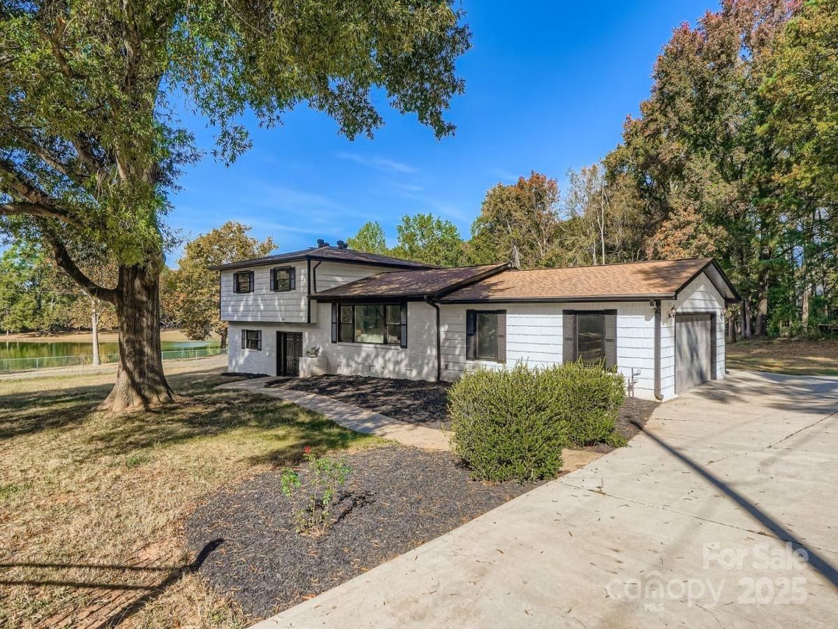 MLS #CAR4314569 image #0