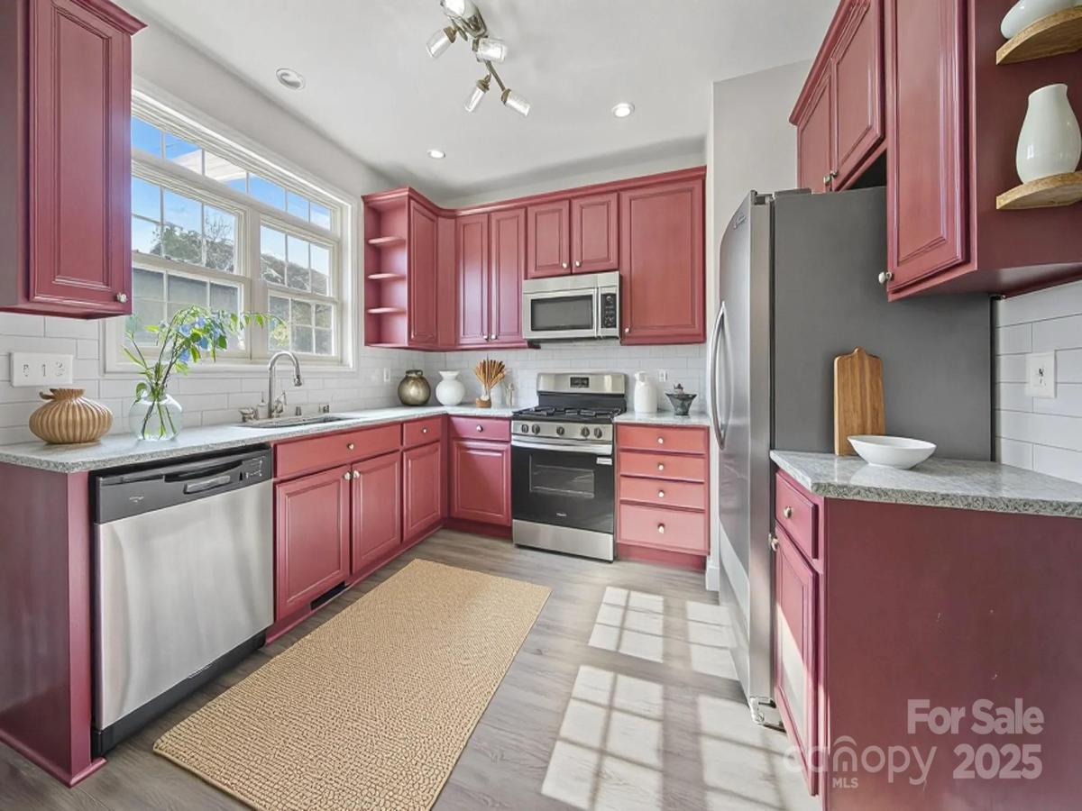 MLS #CAR4314628 image #0