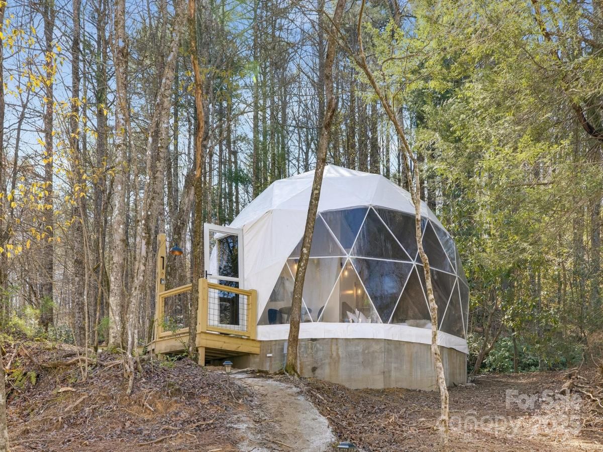 MLS #CAR4314945 image #0