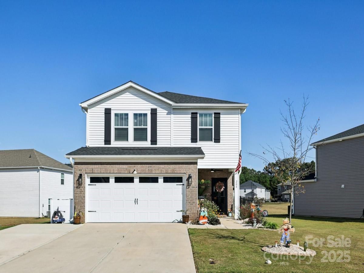 MLS #CAR4314974 image #0