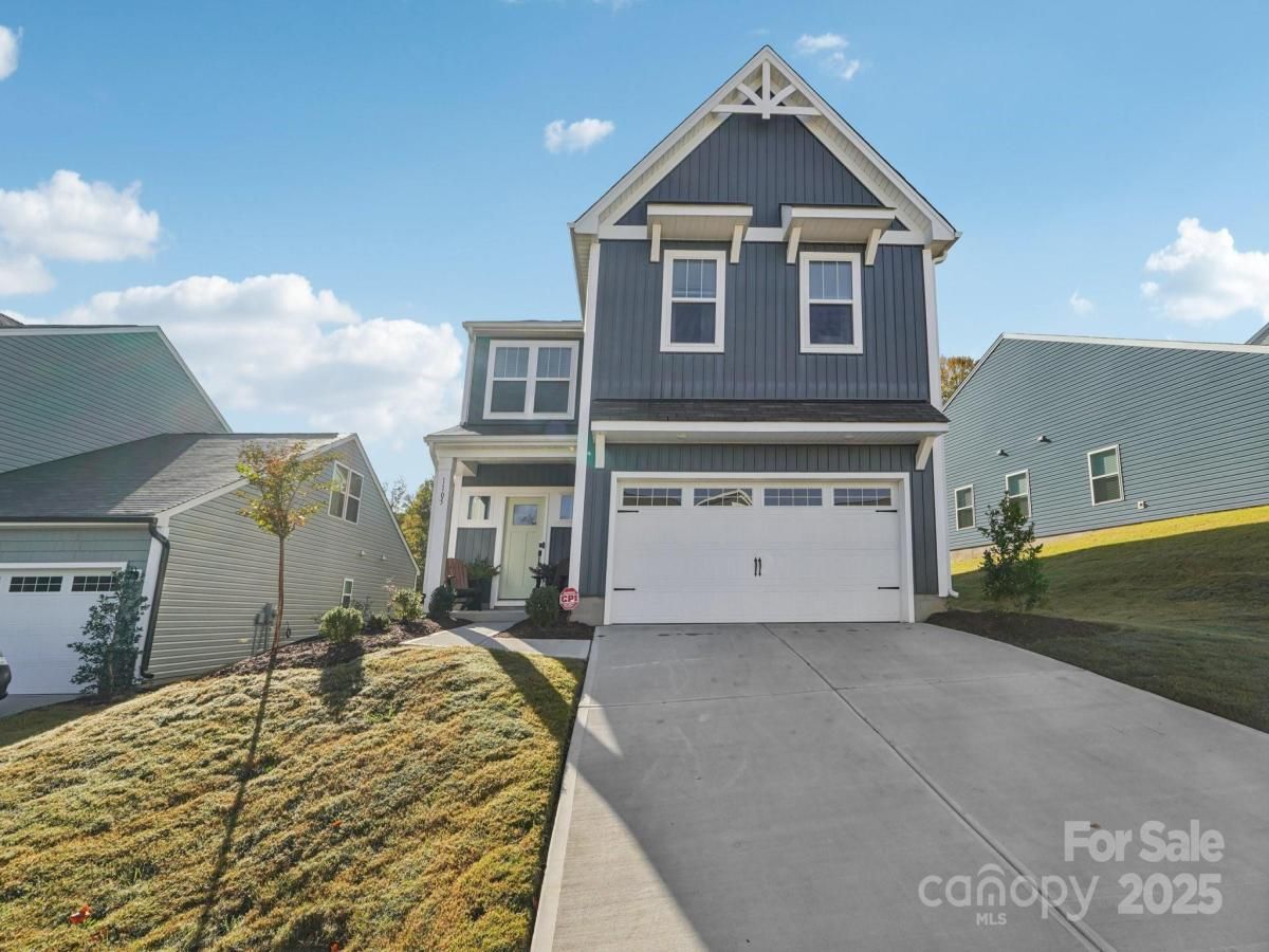 MLS #CAR4315034 image #0