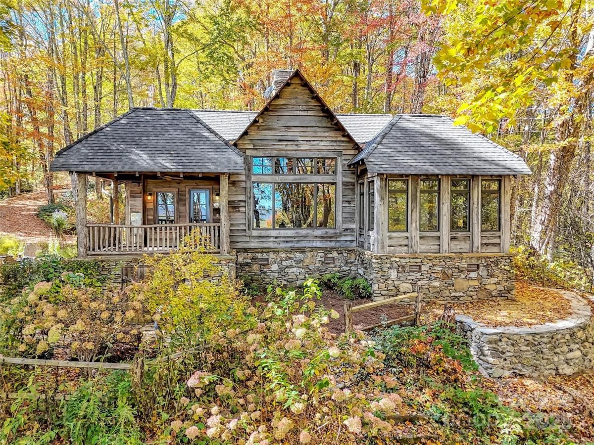 MLS #CAR4315333 image #0