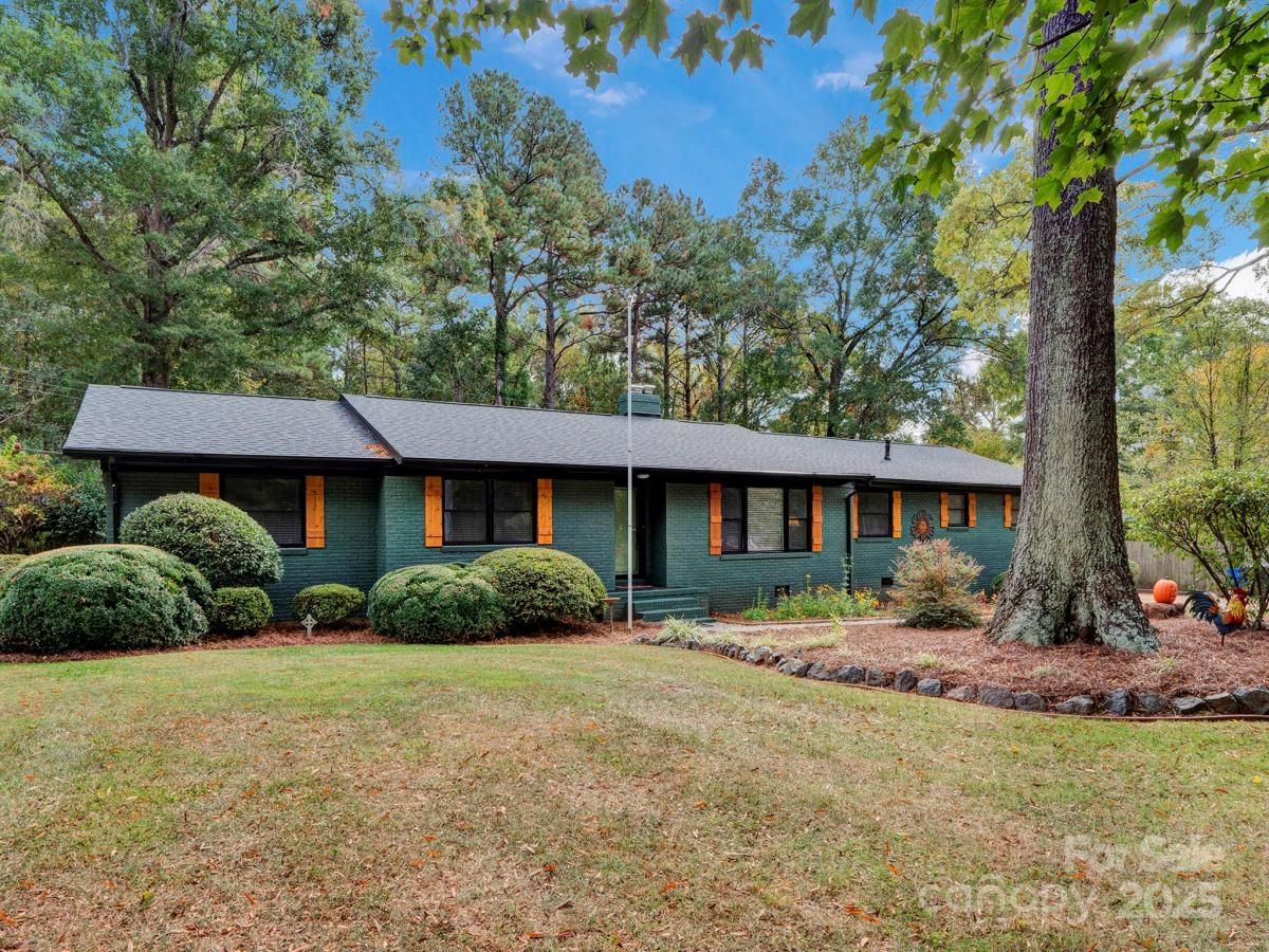 MLS #CAR4315434 image #0