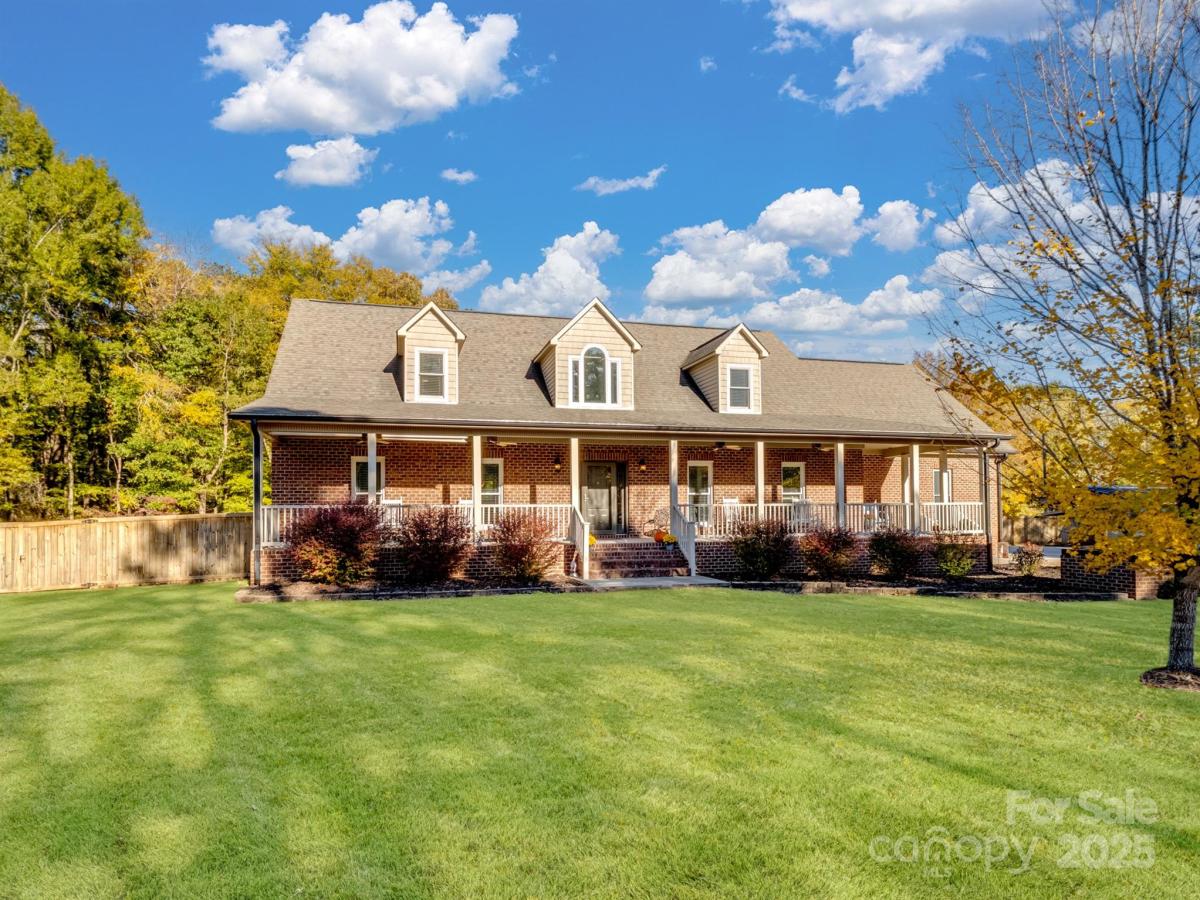 MLS #CAR4315447 image #0