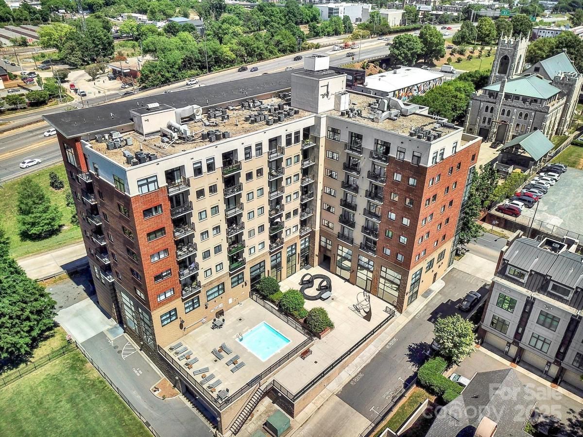 MLS #CAR4315558 image #0